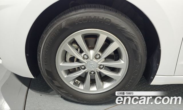 Hyundai AVANTE 1.6 Smart — пробег 73 987 км — фото 5 из 5