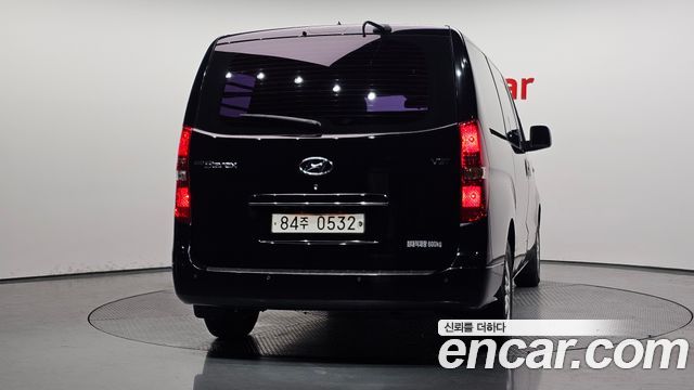 Hyundai Starex Van 5-Seater Modern — пробег 59 354 км — фото 4 из 5
