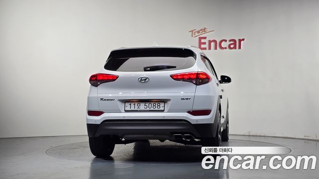 Hyundai Tucson Diesel 2.0 2WD Premium — пробег 171 756 км — фото 4 из 5