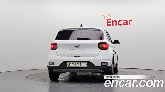 Hyundai Venue из Кореи Encar