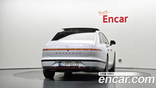 Hyundai Grandeur Calligraphy — пробег 104 130 км — фото 4 из 5