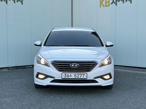 Hyundai Sonata 2.0 Smart — пробег 185 529 км — фото 3 из 5