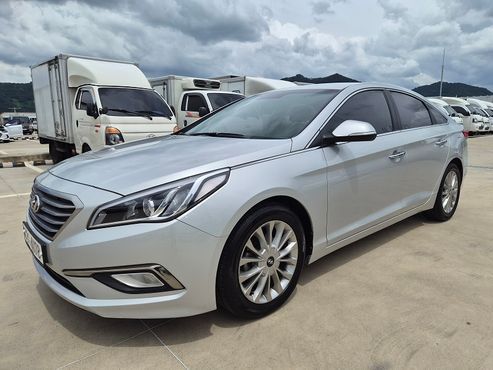 Hyundai Sonata 2.0 Smart — пробег 76 884 км — фото 1 из 5