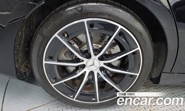 Mercedes-Benz A-Class AMG A35 4MATIC Sedan — пробег 14 556 км — фото 5 из 5