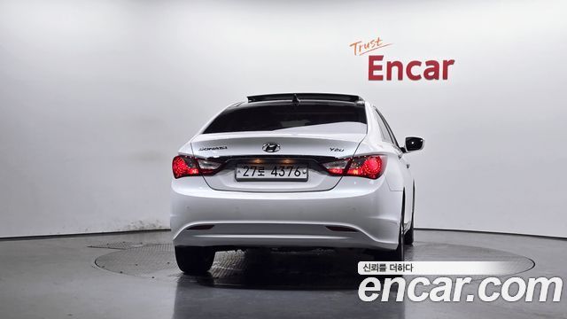 Hyundai Sonata Worldcup Special Edition — пробег 157 809 км — фото 4 из 5