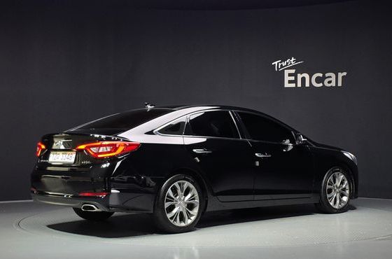 Hyundai Sonata 2.0 Premium — пробег 189 490 км — фото 2 из 5