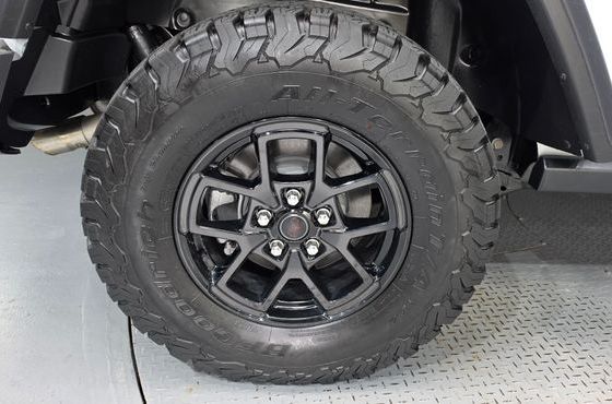 Jeep Wrangler 2.0 Rubicon Power Top 4Door — пробег 17 294 км — фото 5 из 5