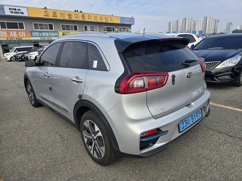 Kia Niro Noblesse — пробег 43 072 км — фото 3 из 5