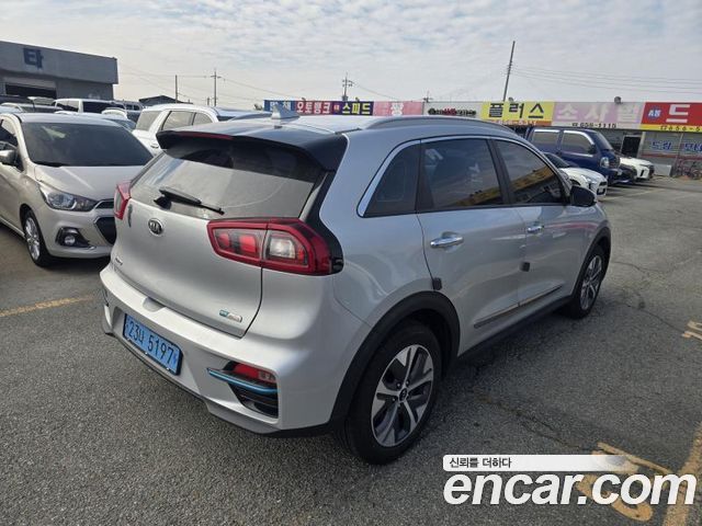 Kia Niro Noblesse — пробег 43 072 км — фото 5 из 5
