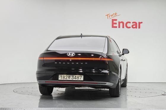 Hyundai Grandeur Premium — пробег 95 919 км — фото 4 из 5
