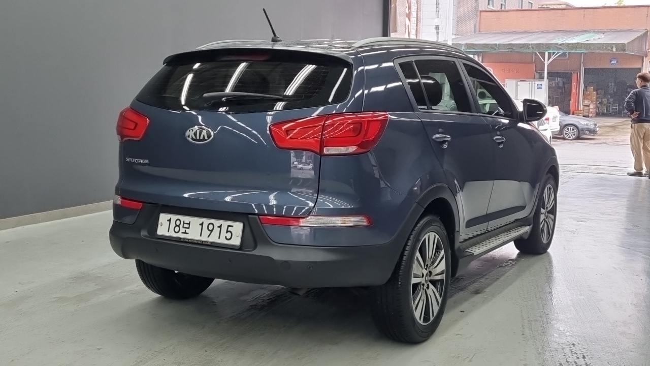Kia Sportage Diesel 2WD Trendy — пробег 133 000 км — фото 2 из 5