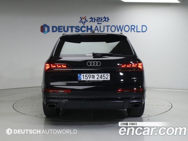 Audi Q7 55 TFSI Quattro Premium — пробег 12 650 км — фото 4 из 5