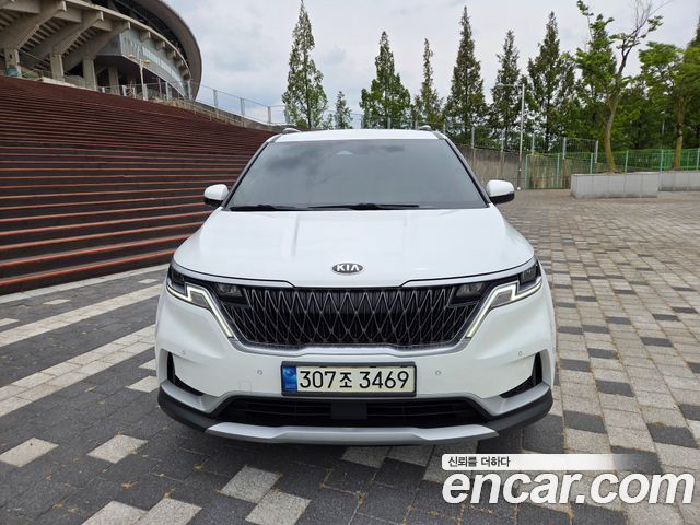 Kia Carnival Gasoline 9-Seater Prestige — пробег 104 525 км — фото 2 из 5