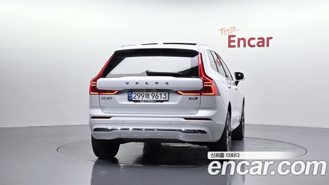 Volvo XC60 B5 Inscription — пробег 41 800 км — фото 4 из 5