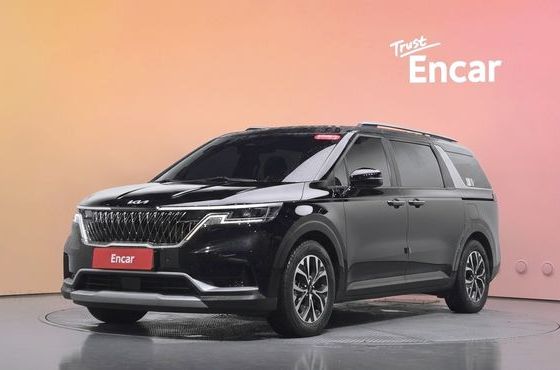 Kia Carnival Diesel 9-Seater Prestige — пробег 76 730 км — фото 1 из 5