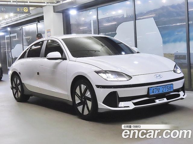 Hyundai Ioniq6 Standard E-Value+ — пробег 34 327 км — фото 1 из 5