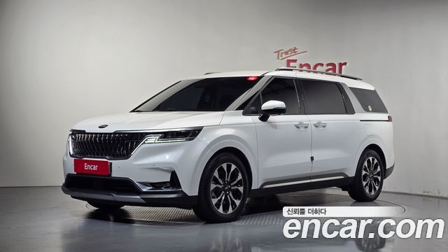 Kia Carnival Diesel 9-Seater Signature — пробег 56 526 км — фото 1 из 5