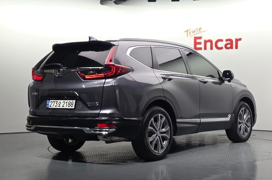 Honda CR-V 2.0 Hybrid Touring 4WD — пробег 17 062 км — фото 2 из 5