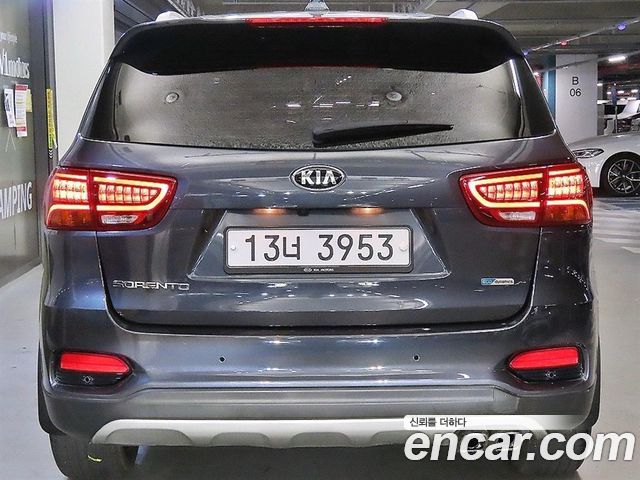 Kia Sorento Diesel 2.0 2WD Prestige — пробег 62 878 км — фото 5 из 5