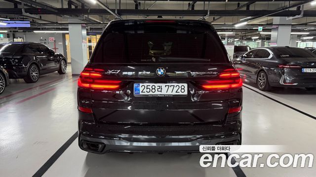 BMW X7 xDrive 40d M Sport 6STR — пробег 5 560 км — фото 4 из 5