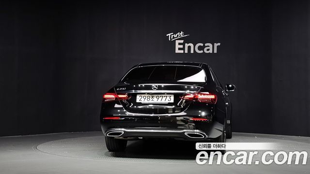 Mercedes-Benz E-Class из Кореи Encar