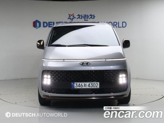 Hyundai Staria L3.5 Lounge 7-Seater Inspiration — пробег 87 312 км — фото 3 из 5