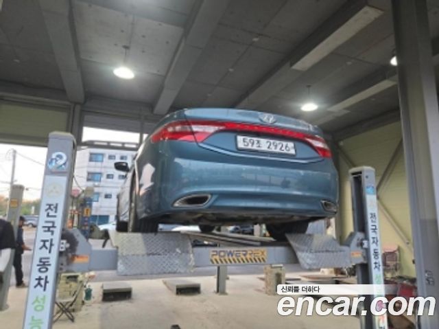 Hyundai Grandeur Premium — пробег 127 055 км — фото 2 из 2