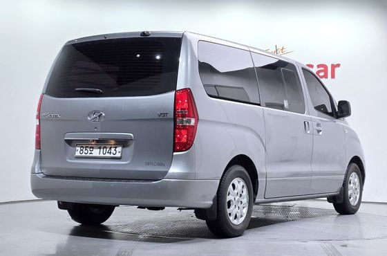Hyundai Starex 5-Seater VAN CVX Premium — пробег 287 589 км — фото 2 из 5