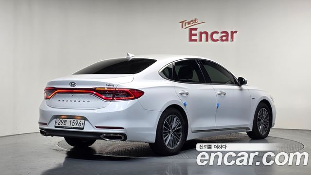 Hyundai Grandeur Exclusive Special — пробег 60 280 км — фото 2 из 5