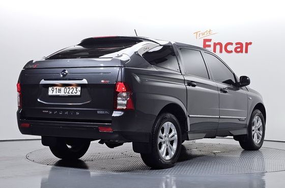 Ssangyong KORANDO 2.2 CX5 2WD PASSION — пробег 114 601 км — фото 2 из 5