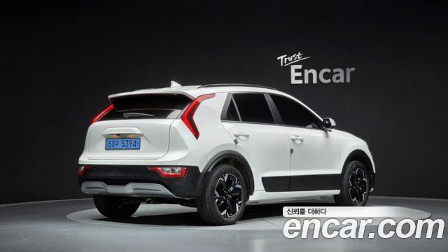 Kia Niro Air — пробег 81 828 км — фото 2 из 5