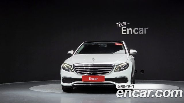 Mercedes-Benz E-Class из Кореи Encar