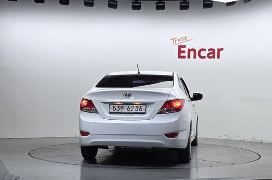 Hyundai Accent Diesel 1.6 VGT Smart — пробег 71 022 км — фото 4 из 5