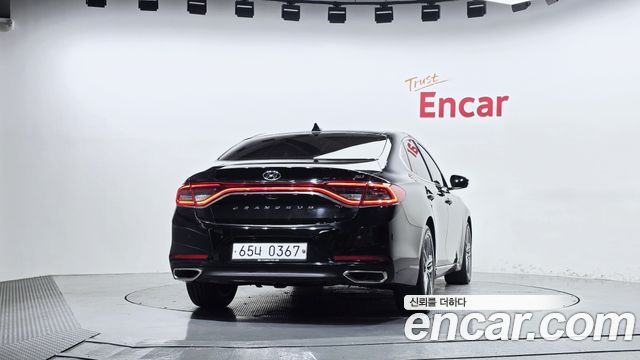 Hyundai Grandeur из Кореи Encar