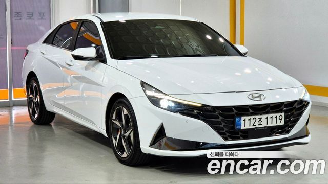 Hyundai AVANTE 1.6 Inspiration — пробег 75 798 км — фото 3 из 5
