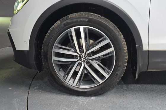 Volkswagen Tiguan 2.0 TDI Prestige — пробег 110 155 км — фото 5 из 5