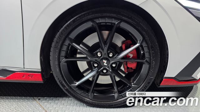 Hyundai AVANTE 2.0 N — пробег 14 104 км — фото 5 из 5