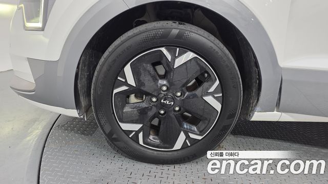 Kia Niro Earth — пробег 23 054 км — фото 5 из 5