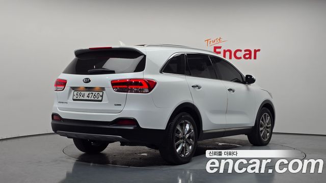 Kia Sorento Diesel 2.0 2WD Noblesse — пробег 215 721 км — фото 2 из 5