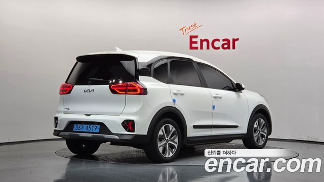 Kia Niro Air — пробег 35 246 км — фото 2 из 5