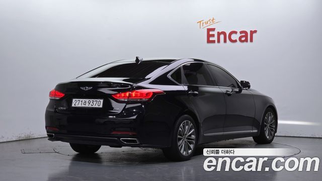 Hyundai Genesis из Кореи Encar