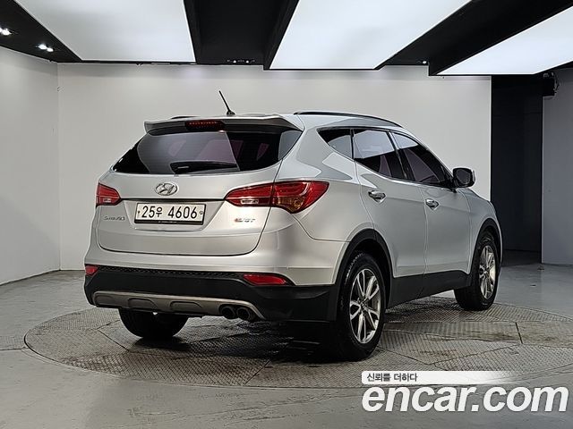 Hyundai Santafe Diesel(e-VGT) 2.0 2WD Premium — пробег 230 000 км — фото 4 из 5