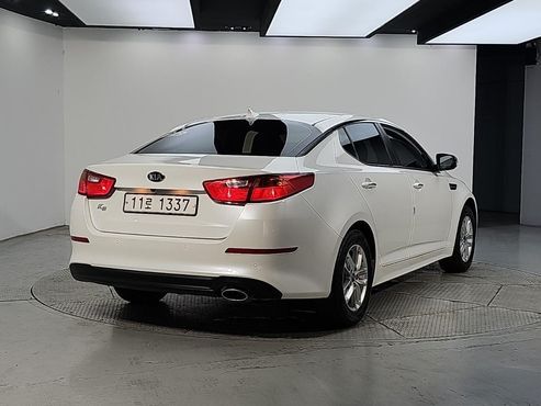 Kia K5 LPI Luxury — пробег 125 085 км — фото 4 из 5