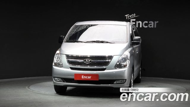 Hyundai Starex 12-Seater Wagon CVX Premium — пробег 123 408 км — фото 3 из 5