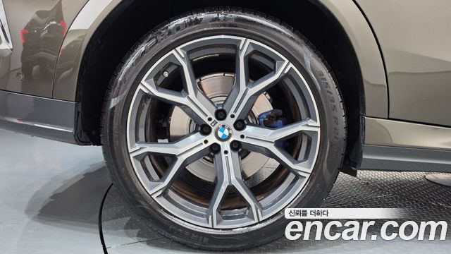 BMW X6 xDrive40i M Sport — пробег 106 361 км — фото 5 из 5