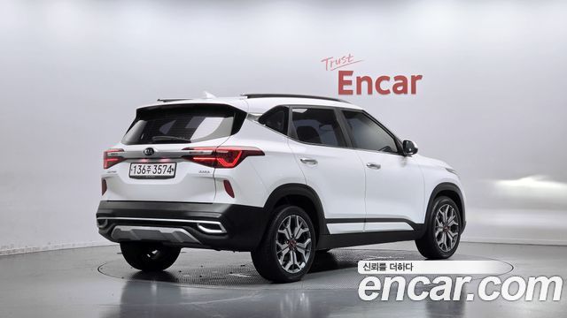 Kia Seltos из Кореи Encar