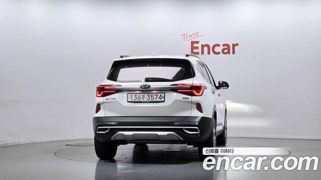 Kia Seltos из Кореи Encar