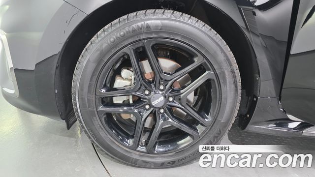 Kia Carnival 9-Seater Prstige — пробег 109 254 км — фото 5 из 5