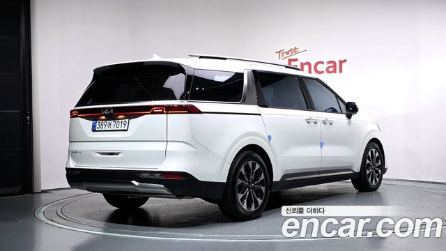 Kia Carnival Gasoline 7-Seater Signature — пробег 77 125 км — фото 2 из 5