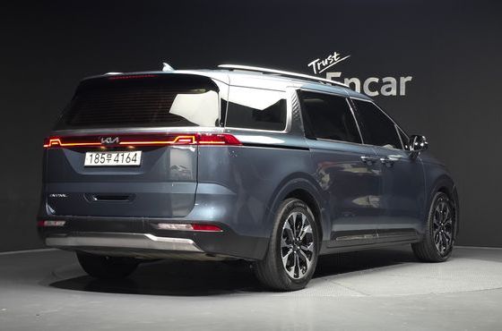 Kia Carnival Diesel 9-Seater Signature — пробег 82 981 км — фото 2 из 5